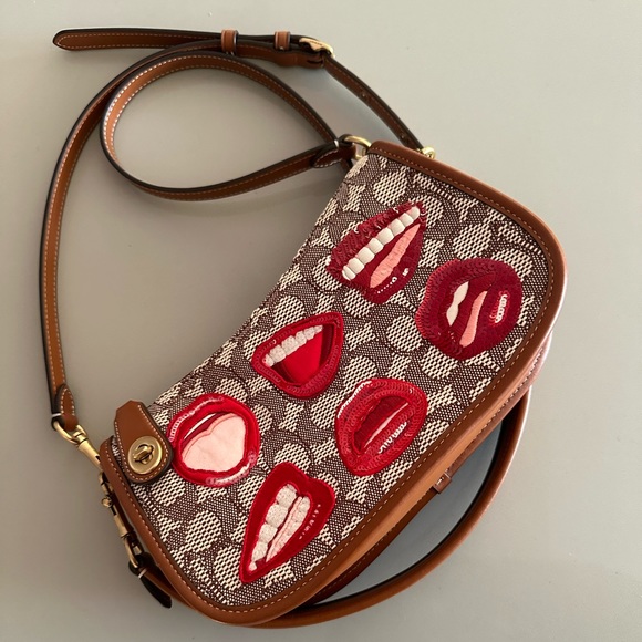 COACH x Tom Wesselmann Swinger - Picture 6 of 9